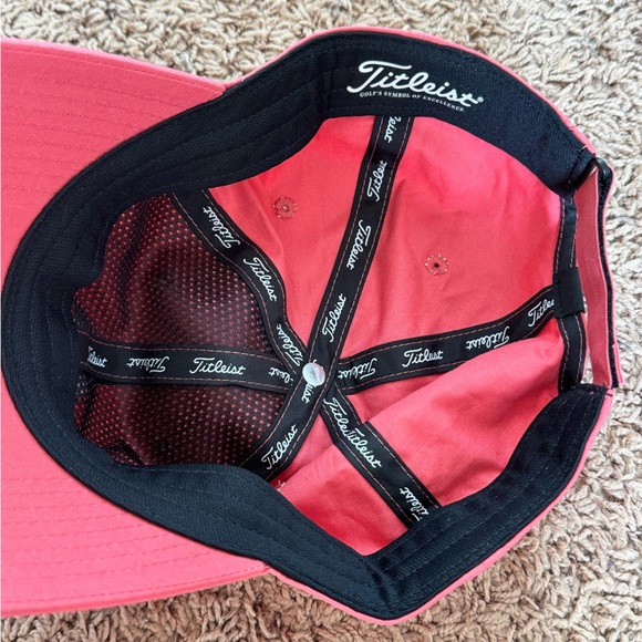 Titleist Hat - Picture 3 of 4